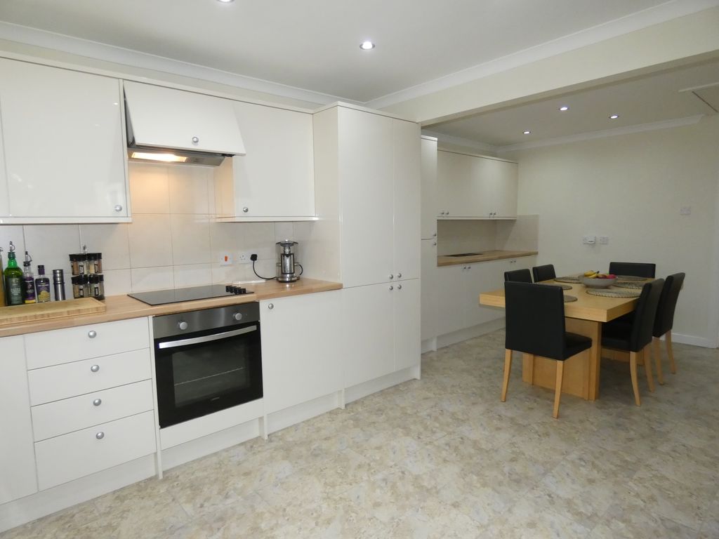 Kitchen/Diner- click for photo gallery